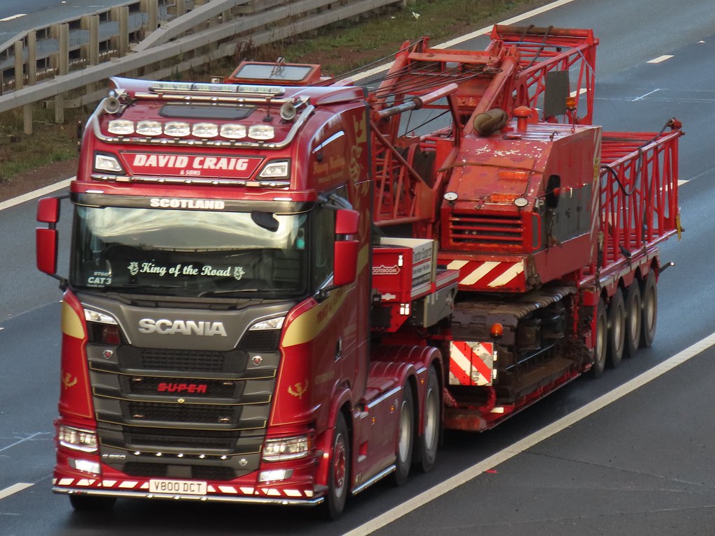 David Craig & Sons, Scania S650 V8 (V800DCT) On The A1M Southbound