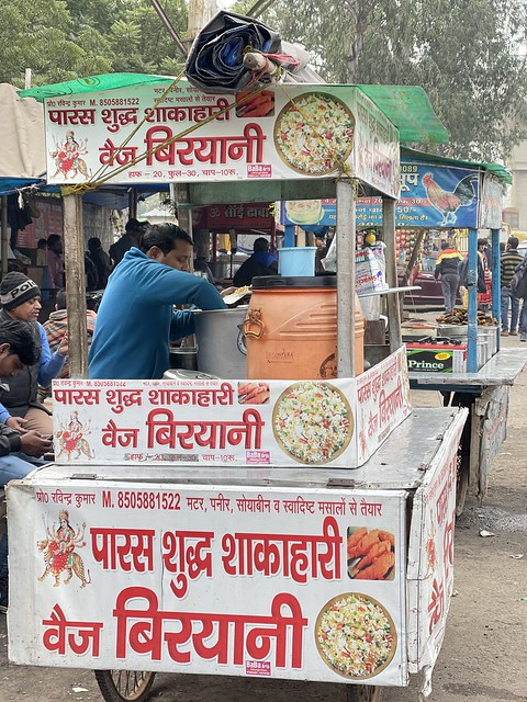 City Food - Delhi-UP Border Cuisine, Anand Vihar