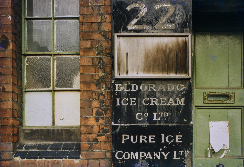 Eldorado Ice Cream, Bargehouse St,Southwark, 1980 80-Southwark-002