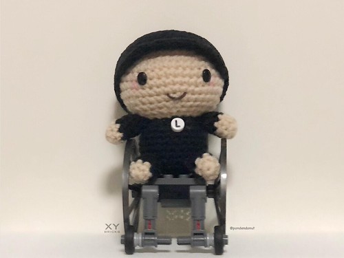 LEGO Wheelchair with Doll | by XYbricks
