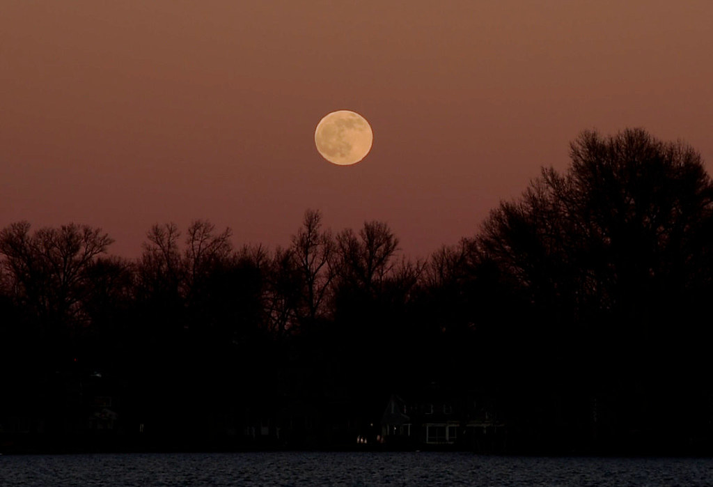 The Cold Moon at Sunset Moment, Dec 2020