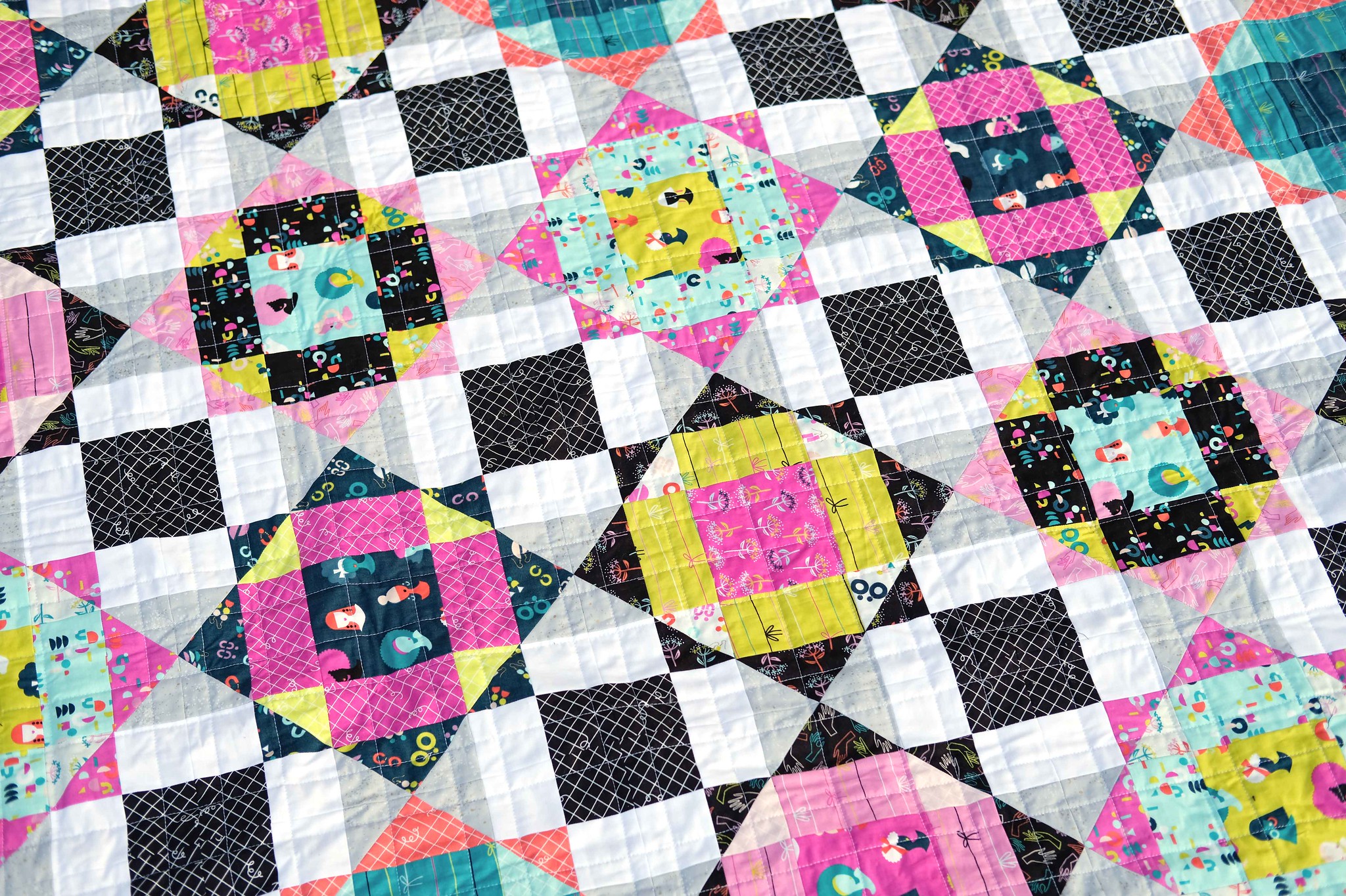 The Naomi Quilt - Kitchen Table Quilting