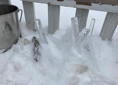 icicle house