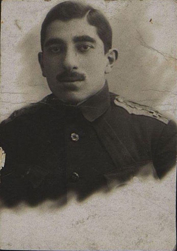 Бабаджан Самуил Аронович, лаборант Красного Креста на Румынском фронте Первой мировой войны. 1916