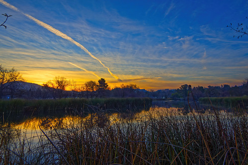 olympus landscape dawn sunrise mountain pond nature clouds reflections