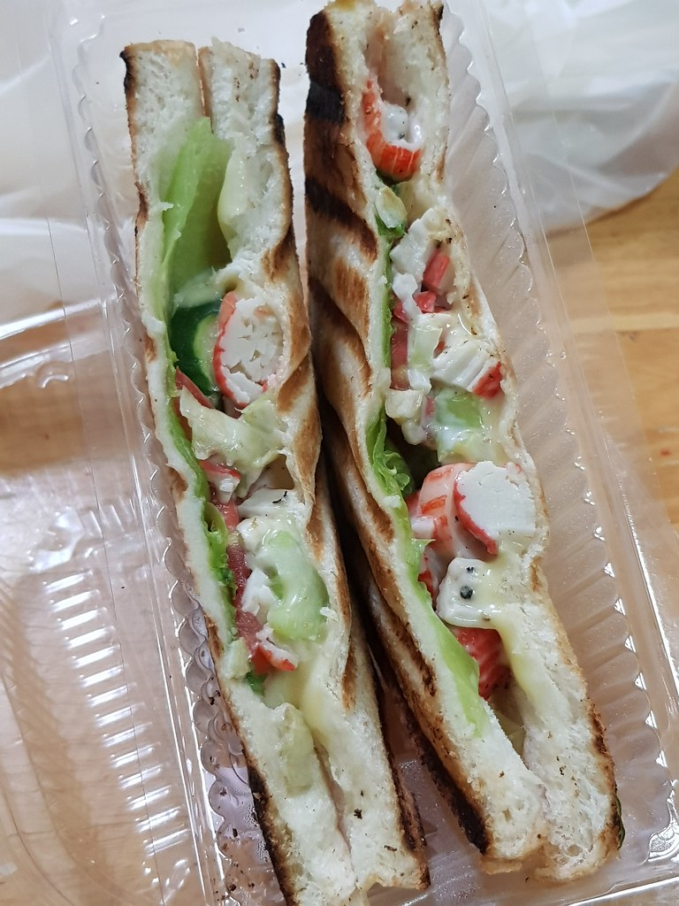 蟹肉沙拉帕尼尼三明治 Crabstick Panini Sandwich rm$4.90 @ GrabFood from Nibblyeats in Pangsapuri Sri Tanjug USJ16