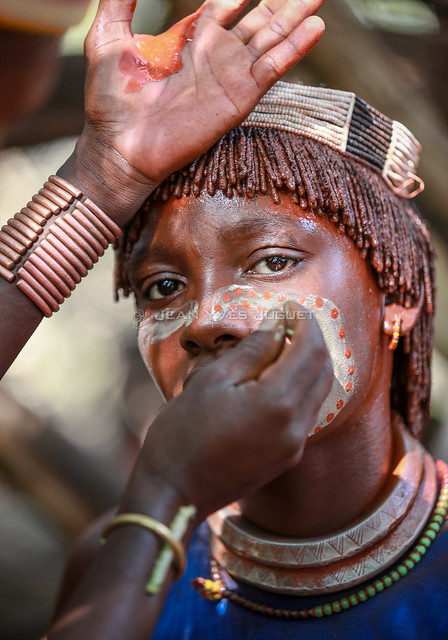 Ukuli Bula Ceremony in Hamar Tribe (Ethiopia) - Cérémonie de l'Ukuli dans la Tribu Hamer (Ethiopie)