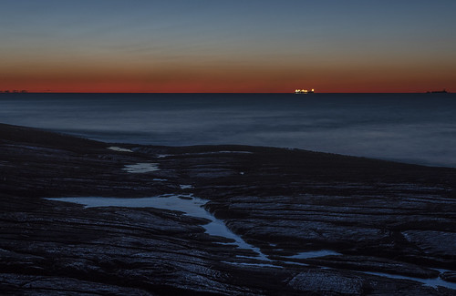 norge norway rogaland sola videl ølberg northsea coast nature seascape ship lighthouse sunset winter landscape jæren nikon 7502960v2 horizon