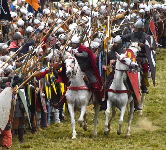 William the Conqueror attacks Saxon Shield wall at 950th Battle of Hastings