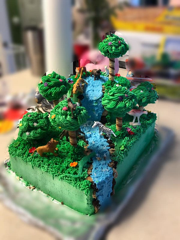 Cake by Katie’s Kakes