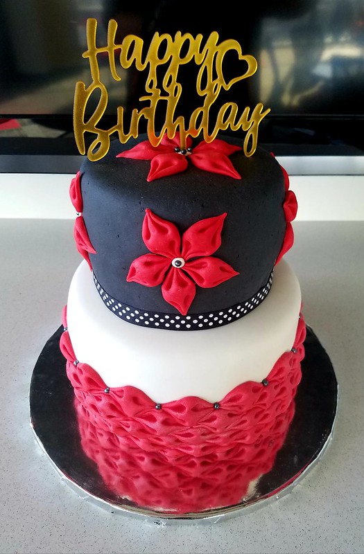 Cake by MiLoNi's Cake Creations