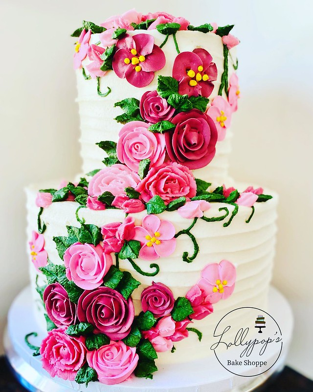 Cake by Lollypop's Bake Shoppe
