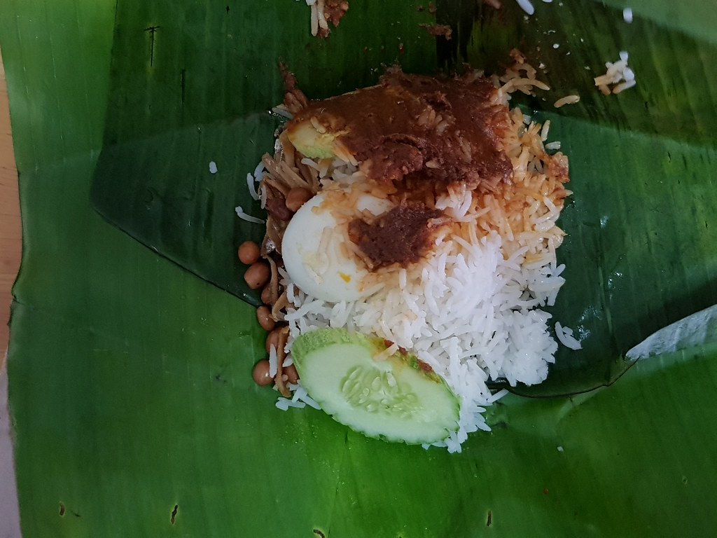椰漿飯 Nasi Lemak rm$3 @ Kelapa Oasis Subang USJ4