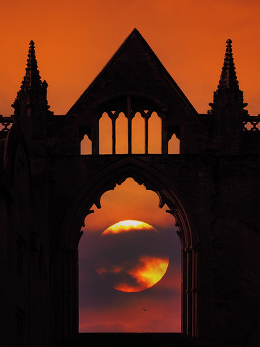 nottinghamshire newsteadabbey arch window ruin newstead skyreplacement sunset sun