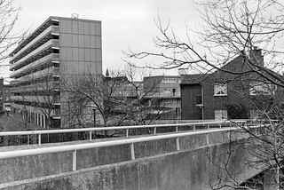 Walkway, Heygate Estate, Rodney Rd, Southwark, 1989 89-1b-66