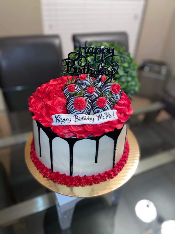Cake by Sha'Licious Sweets 
