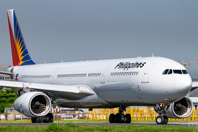 Philippine Airlines - Airbus A330-343 / RP-C8771 @ Manila