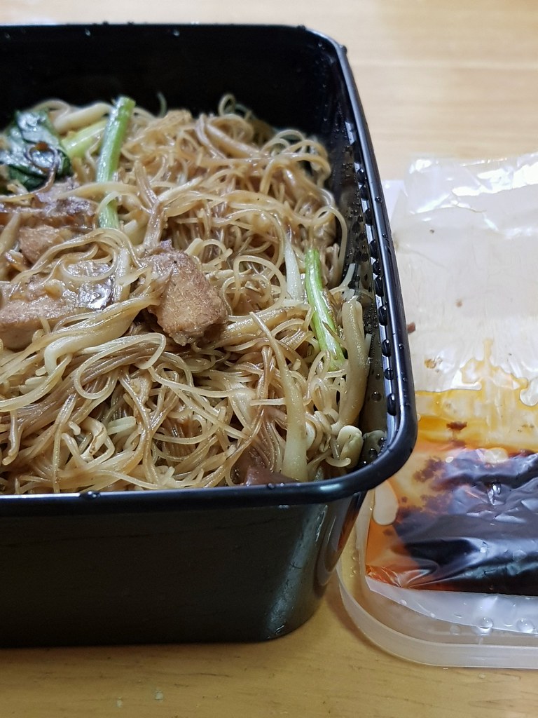 醬油豬肉炒米粉 Fried Meehoon with Tau Eu Bak rm$12.90 @ 檳城風味 Real Penang SS15