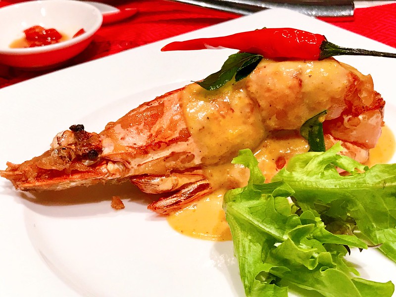 Braised Giant Prawn with Salted Egg Cream