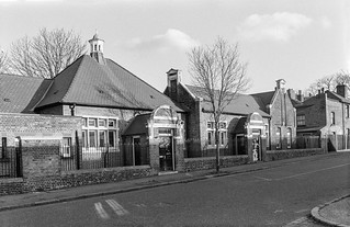 Relief Station, Consort Rd, Nunhead Green, Southwark, 1989 89-2f-41