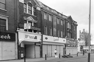Shops, Rye Lane, Peckham High St, Peckham, Southwark, 1989 89-2e-21