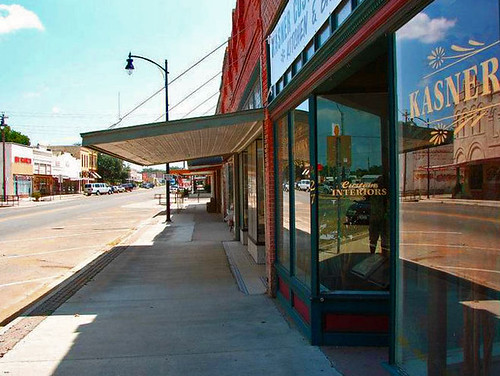 usa texas fallscounty rosebud smalltown streetview us77 storefronts mainst urban businessdistrict sidewalk