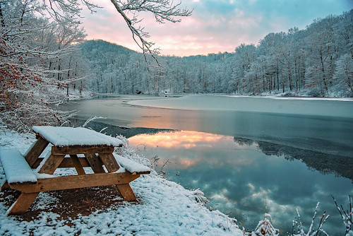 winter indiana earlymorning sunrise snow solitude peacefulness browncountystatepark countryside lake hills hiking clouds reflections picnictable ice frozen
