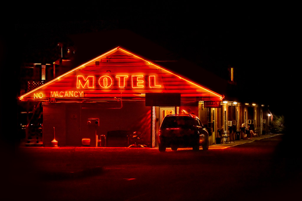 Bob's Woodstock Motel, Woodstock Illinois