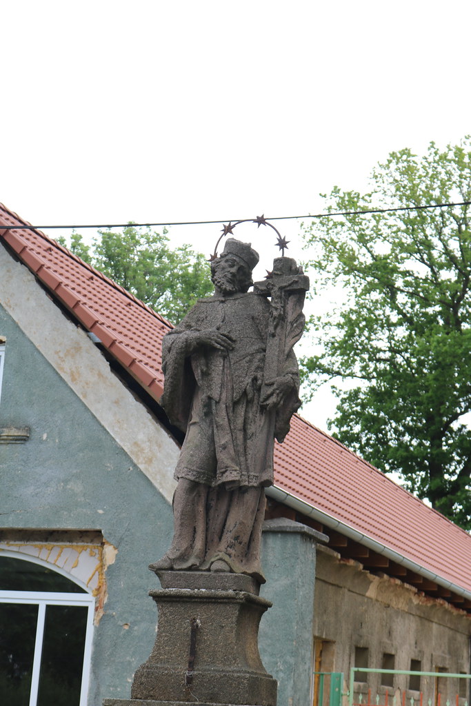 socha sv. Jana Nepomuckého v Novém Kostele