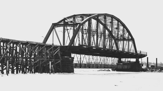 Interstate Bridge, Rices Point Landing, Duluth 1/28/21