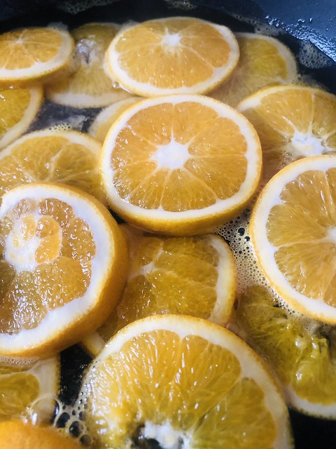 Naranjas confitadas