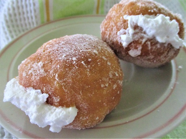 Bomboloni, filled with whipping cream