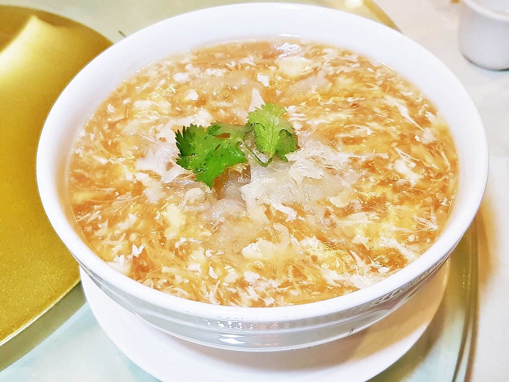 Braised Shark’s Fin With Crab Meat & Dried Scallop Soup