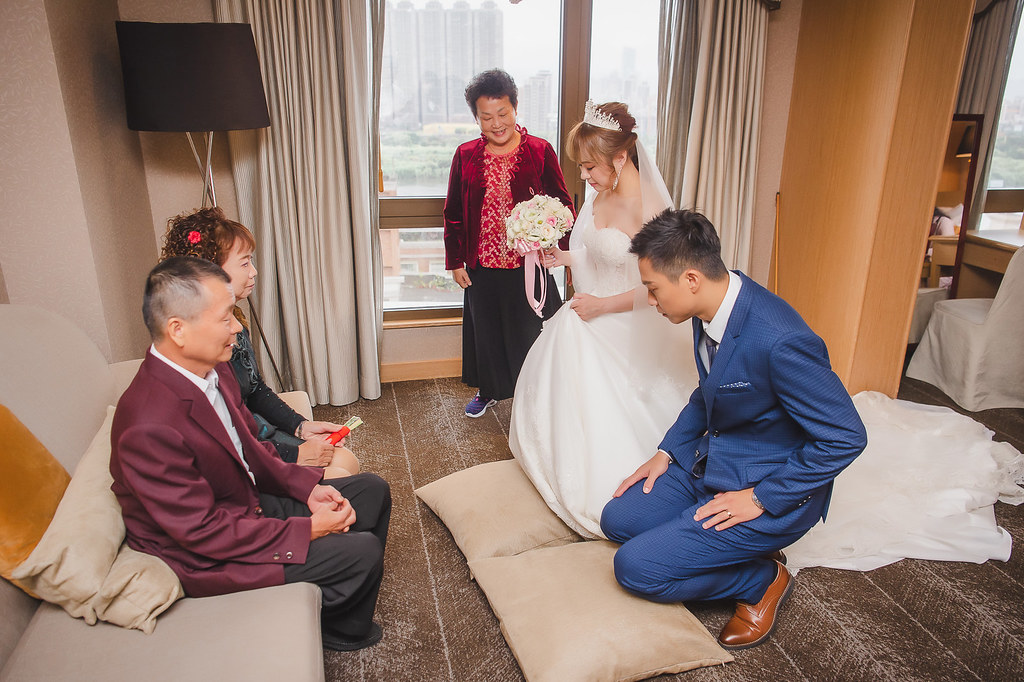 [婚禮攝影]俊生愃庭 文定迎娶晚宴@新東南海鮮餐廳 汀州店-最專業的團隊完成每場完美婚禮紀錄，拍的不只好更要快! #婚禮紀錄