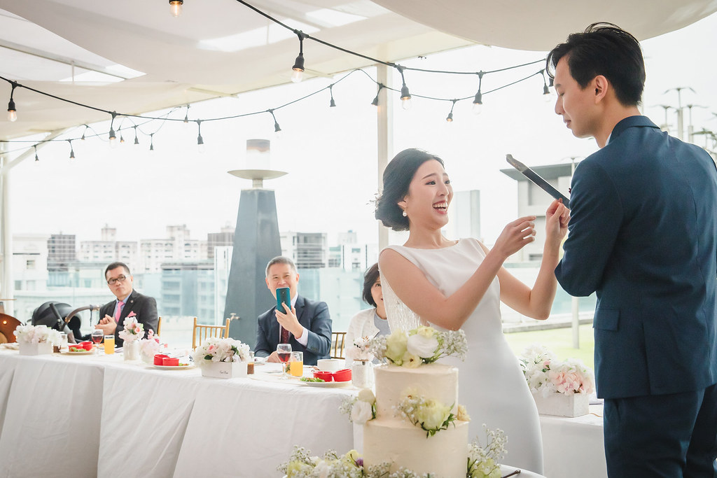 [婚禮攝影]家豪傢綾 證婚午宴@大直典華-最專業的團隊完成每場完美婚禮紀錄，拍的不只好更要快! #婚攝推薦