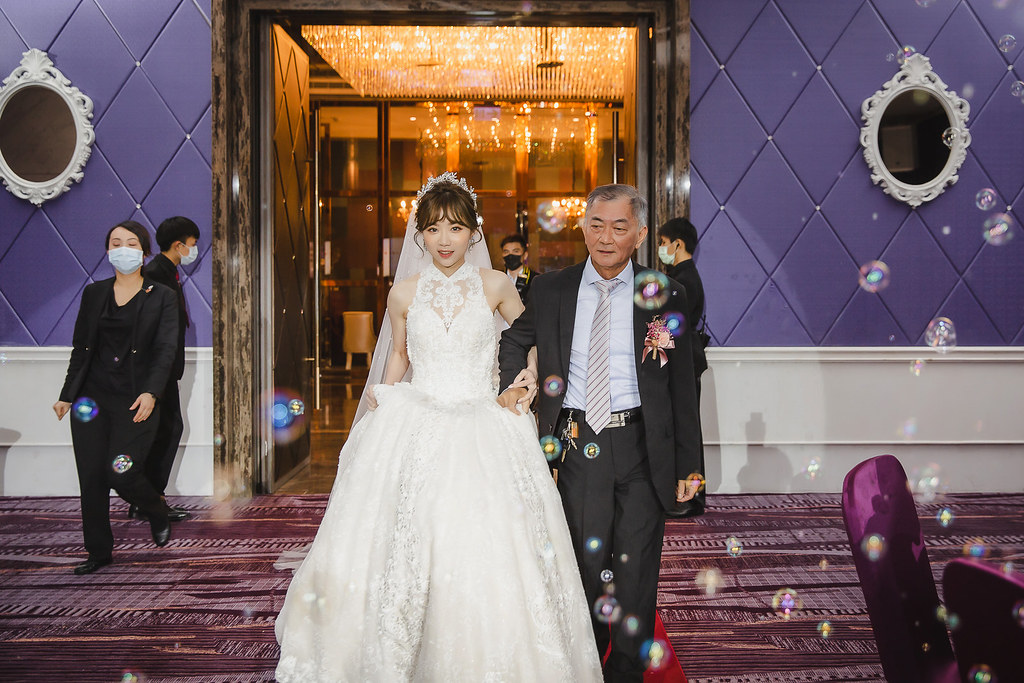 [婚禮攝影]文祥思廷 迎娶晚宴@南港雅悅會館-最專業的團隊完成每場完美婚禮紀錄，拍的不只好更要快! #婚禮紀錄