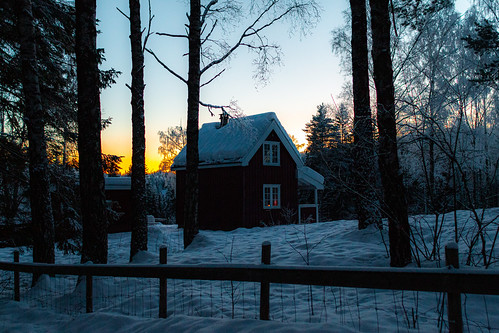 cabin winter snow norway nittedal rotnes nordmarka sunset evening cold peaceful trees