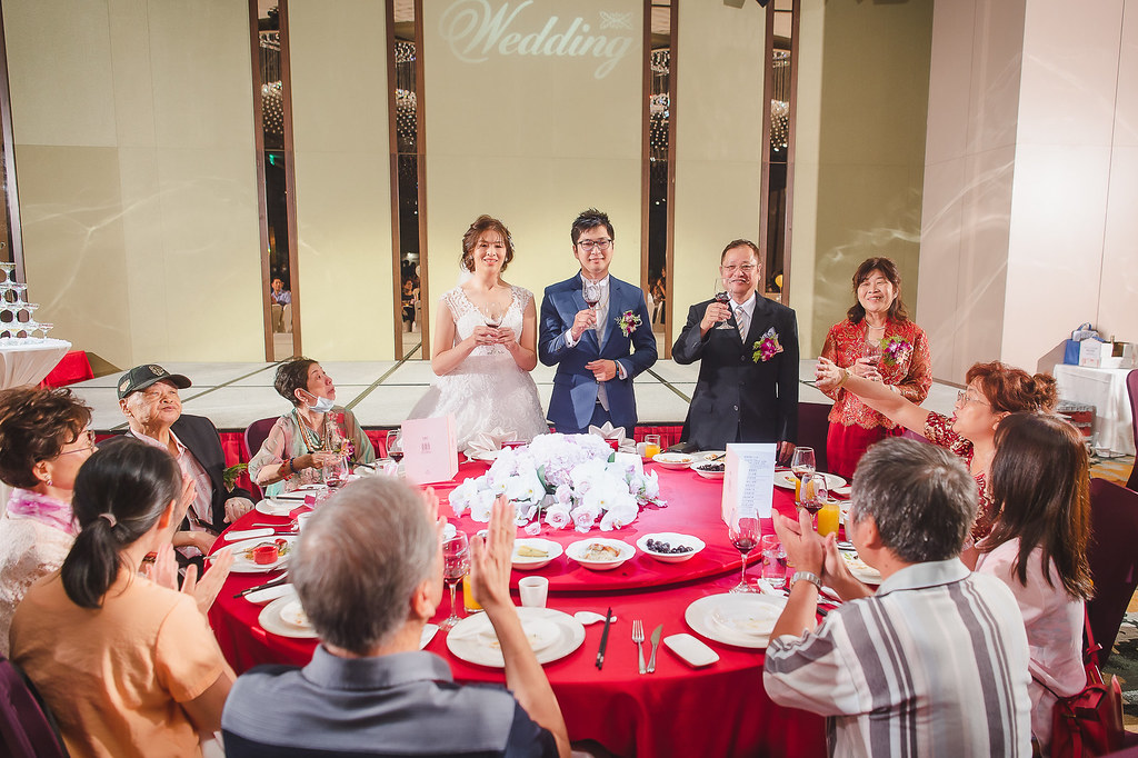 [婚禮攝影]介文慧羚 文定迎娶午宴@新板希爾頓酒店-最專業的團隊完成每場完美婚禮紀錄，拍的不只好更要快! #婚攝