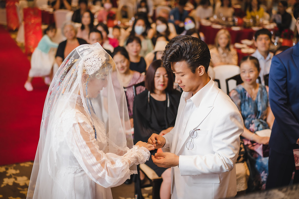 [婚禮攝影]培昱韻瑄 迎娶證婚午宴@故宮晶華-最專業的團隊完成每場完美婚禮紀錄，拍的不只好更要快! #婚攝推薦