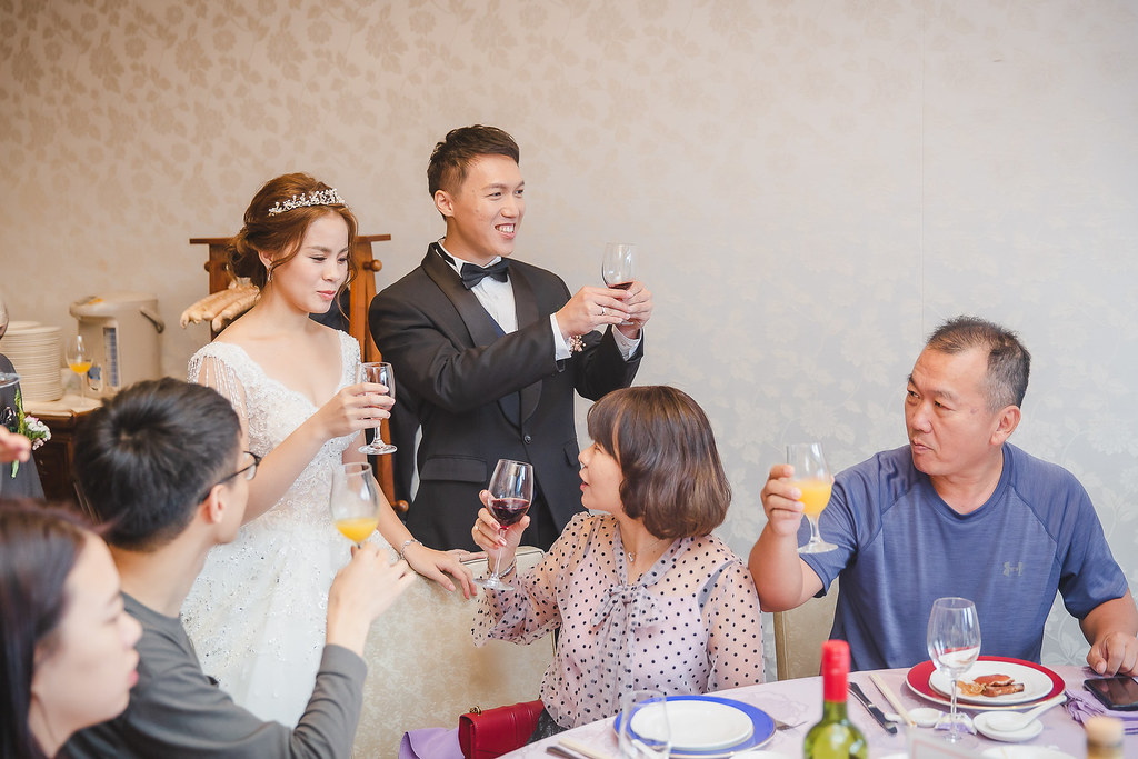 [婚禮攝影]世名采玲 證婚午宴@圓山飯店-最專業的團隊完成每場完美婚禮紀錄，拍的不只好更要快! #婚攝作品