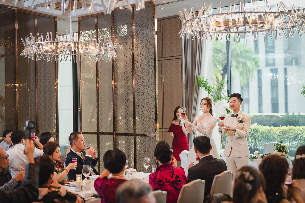 [婚禮攝影]晨裕諭萱 幸福午宴@美福飯店-最專業的團隊完成每場完美婚禮紀錄，拍的不只好更要快! #台北婚攝
