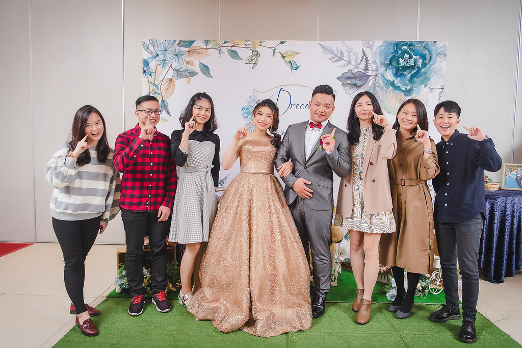[婚禮攝影]政成芳瑩 幸福午宴@華港城-最專業的團隊完成每場完美婚禮紀錄，拍的不只好更要快! #婚攝作品