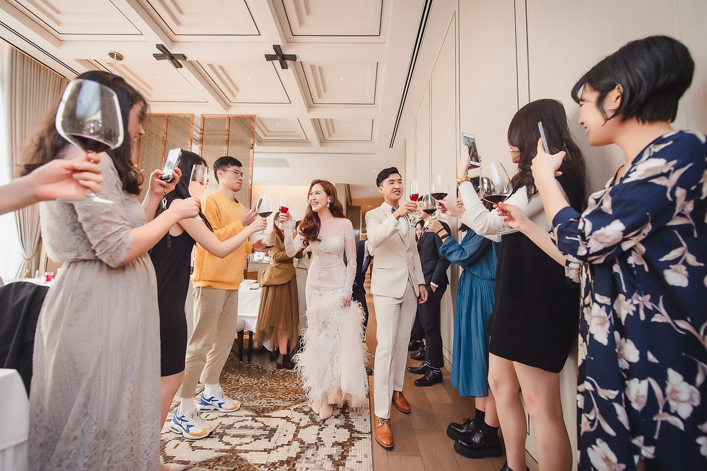 [婚禮攝影]晨裕諭萱 幸福午宴@美福飯店-最專業的團隊完成每場完美婚禮紀錄，拍的不只好更要快! #婚攝