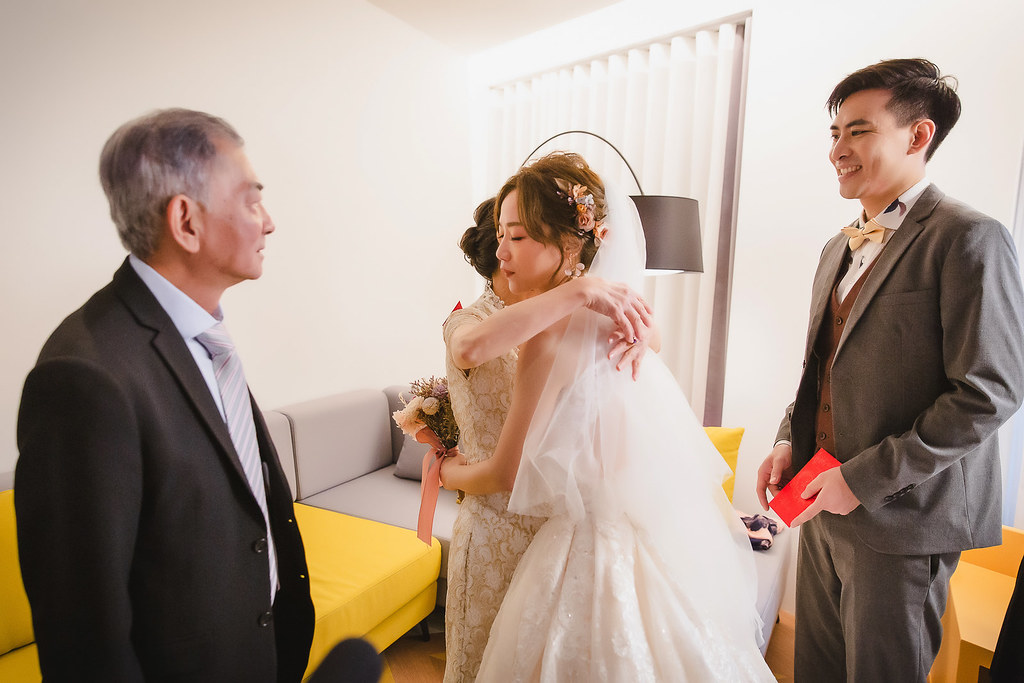 [婚禮攝影]文祥思廷 迎娶晚宴@南港雅悅會館-最專業的團隊完成每場完美婚禮紀錄，拍的不只好更要快! #即拍即印