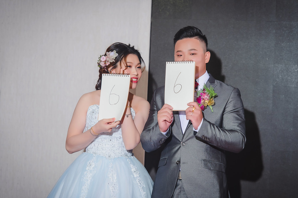 [婚禮攝影]政成芳瑩 幸福午宴@華港城-最專業的團隊完成每場完美婚禮紀錄，拍的不只好更要快! #婚禮紀錄