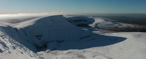 wales mountains breconbeacons snow winter landscape panorama
