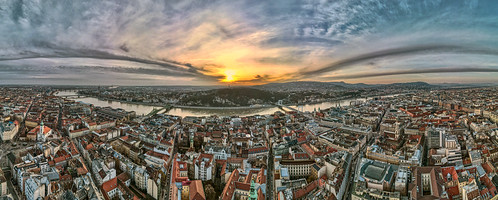 budapest panorama panoráma city naplemente sunset sundown building gellért sun duna bridge winter cloud clouds felhők drón drone dji mavicair2 hungary centre