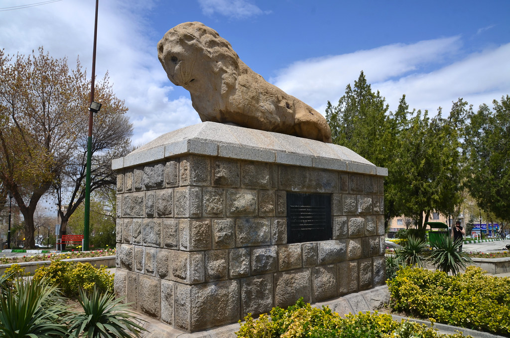 The stone lion of Hamadan, Hellenistic sculpture, Ecbatana… | Flickr