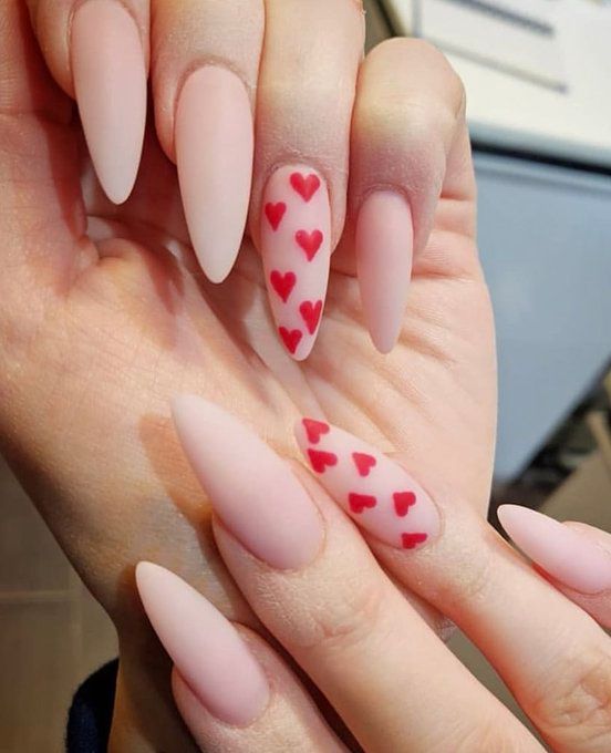 The Best Valentines Day Nails on Pinterest | Pink Nails | Valentine Nails | Heart Nails | Valentines Day Nails | February Nails