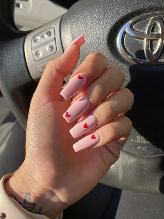The Best Valentine's Day Nails on Pinterest | Pink Nails | Valentine Nails | Heart Nails | Valentines Day Nails | February Nails
